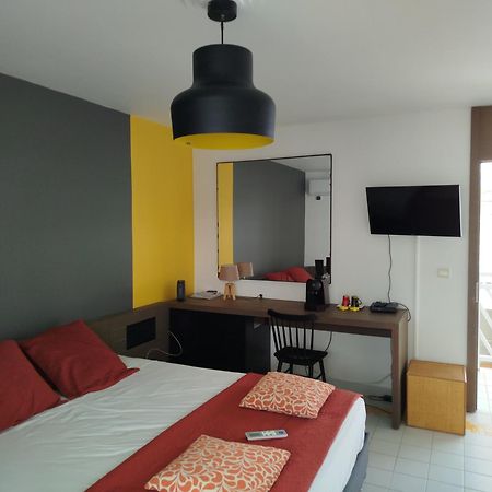 Studio Avec Grande Piscine, Plage Cannelle Caraibes 생프랑수아 외부 사진