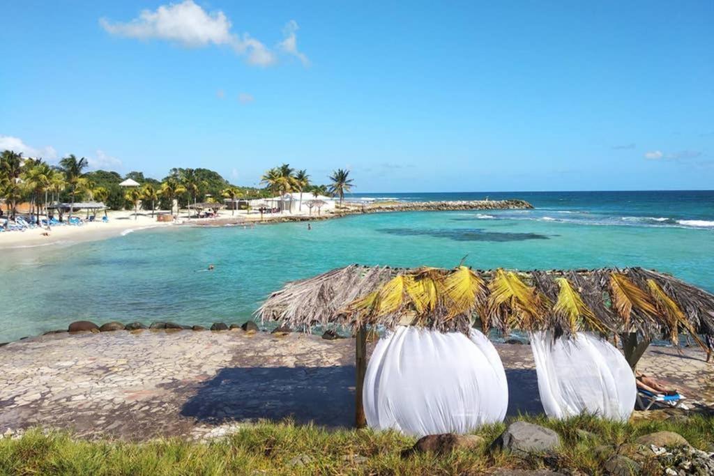 Studio Avec Grande Piscine, Plage Cannelle Caraibes 생프랑수아 외부 사진